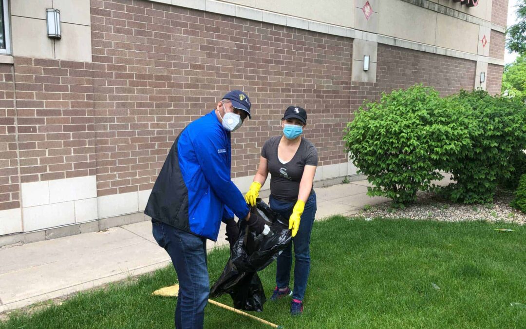 AUSL Staff Participate in Community Clean Up